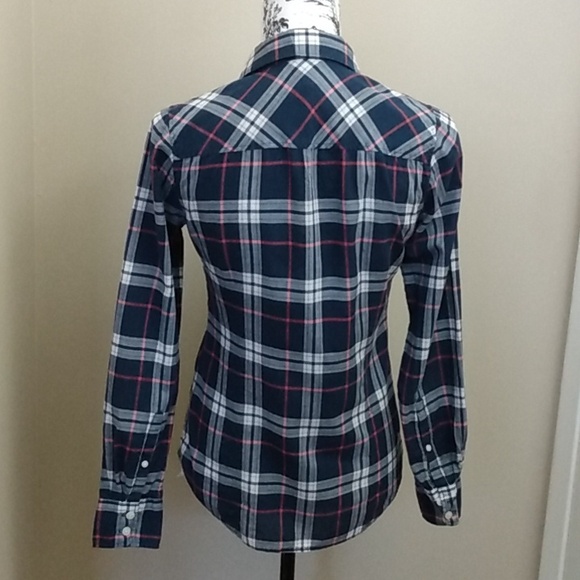 3/$15 J. Crew shirt XS - Picture 3 of 4